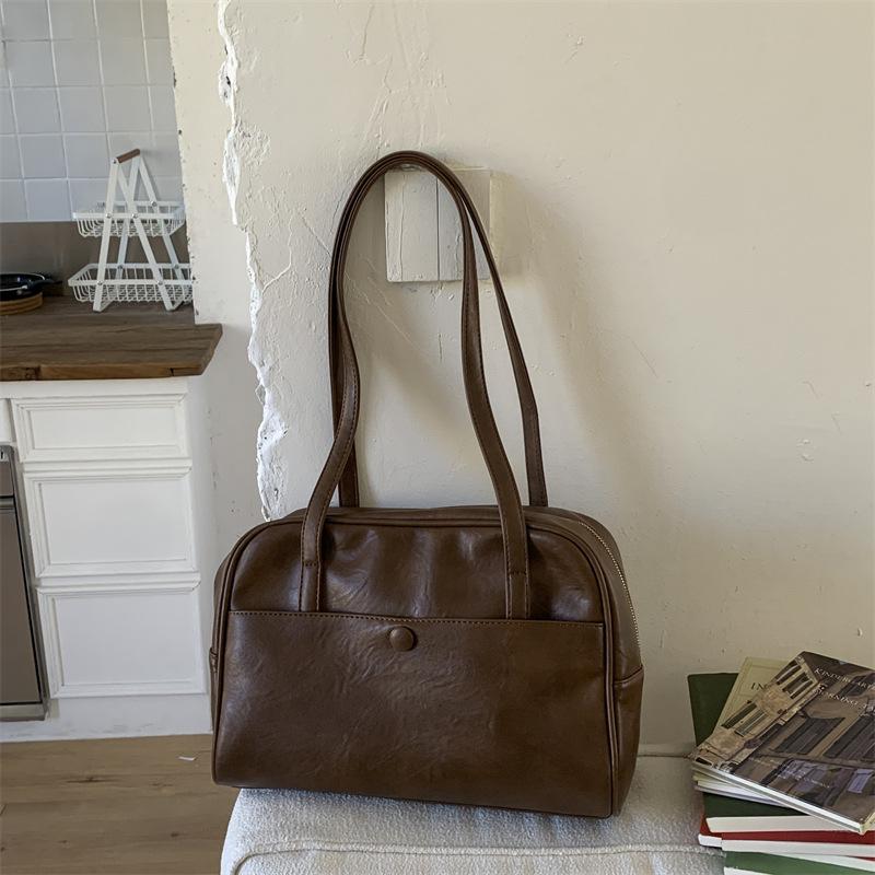 

Versatile bag women s large-capacity new autumn and winter retro niche single shoulder underarm bag commuter pillow bag