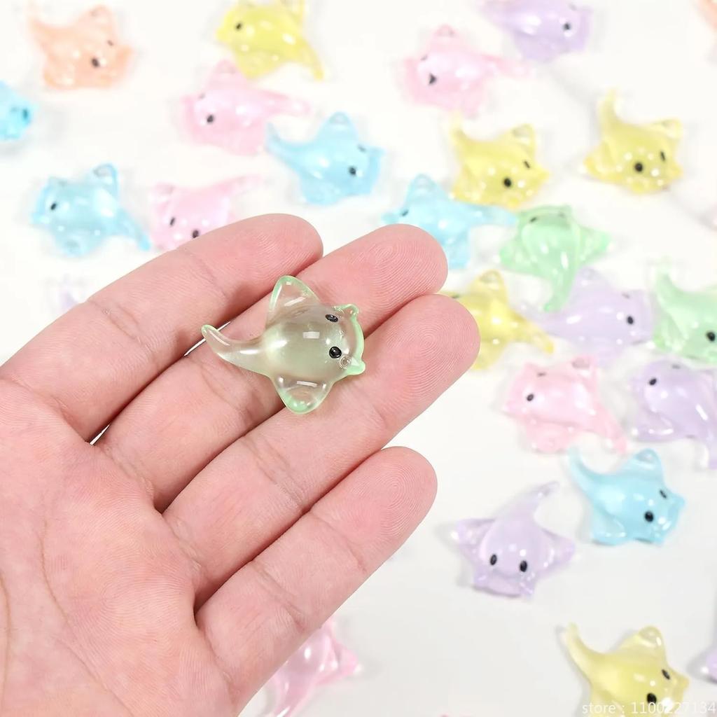 100/50Pcs Miniature Sting Ray Figurines Sculpture Realistic Resin Sting Ray Cake Topper Mini Sting Ray Sea Animal Figurine