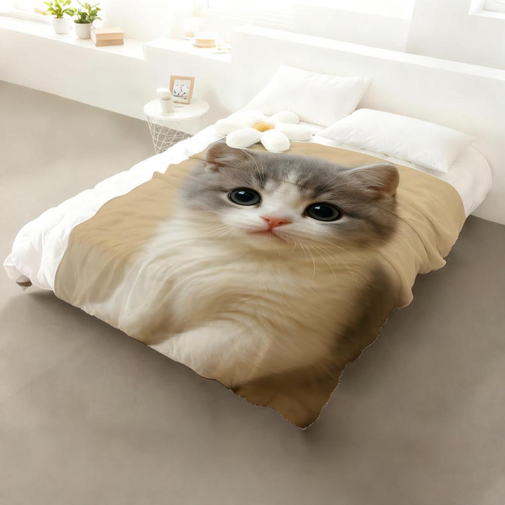 Character Cat Throw Flannel Throw Blanket: Soft Kid-Friendly Warm Anti-Static All Season Washable Couch Bed Home
