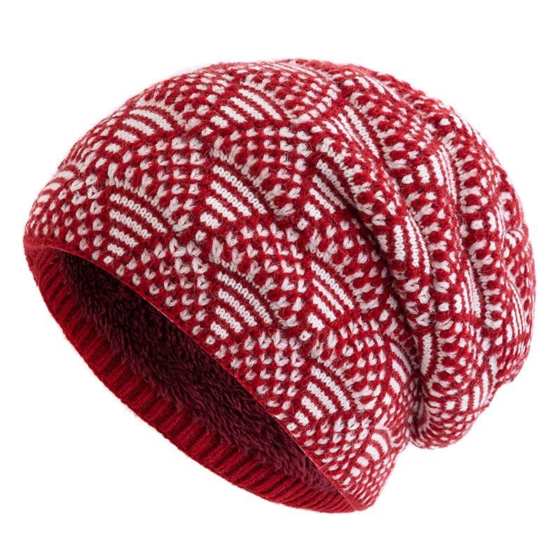 

Новые женские зимние шапки женские объемные шапки бини с плюшевой подкладкой теплые вязаные шапки 55cm-60cm красный