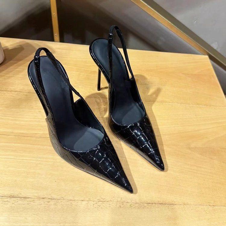 

Crocodile pattern word with bag head sandals women s thin heels pointed hot girls sexy nightclub high heels black silk matching single shoes 40 чёрный
