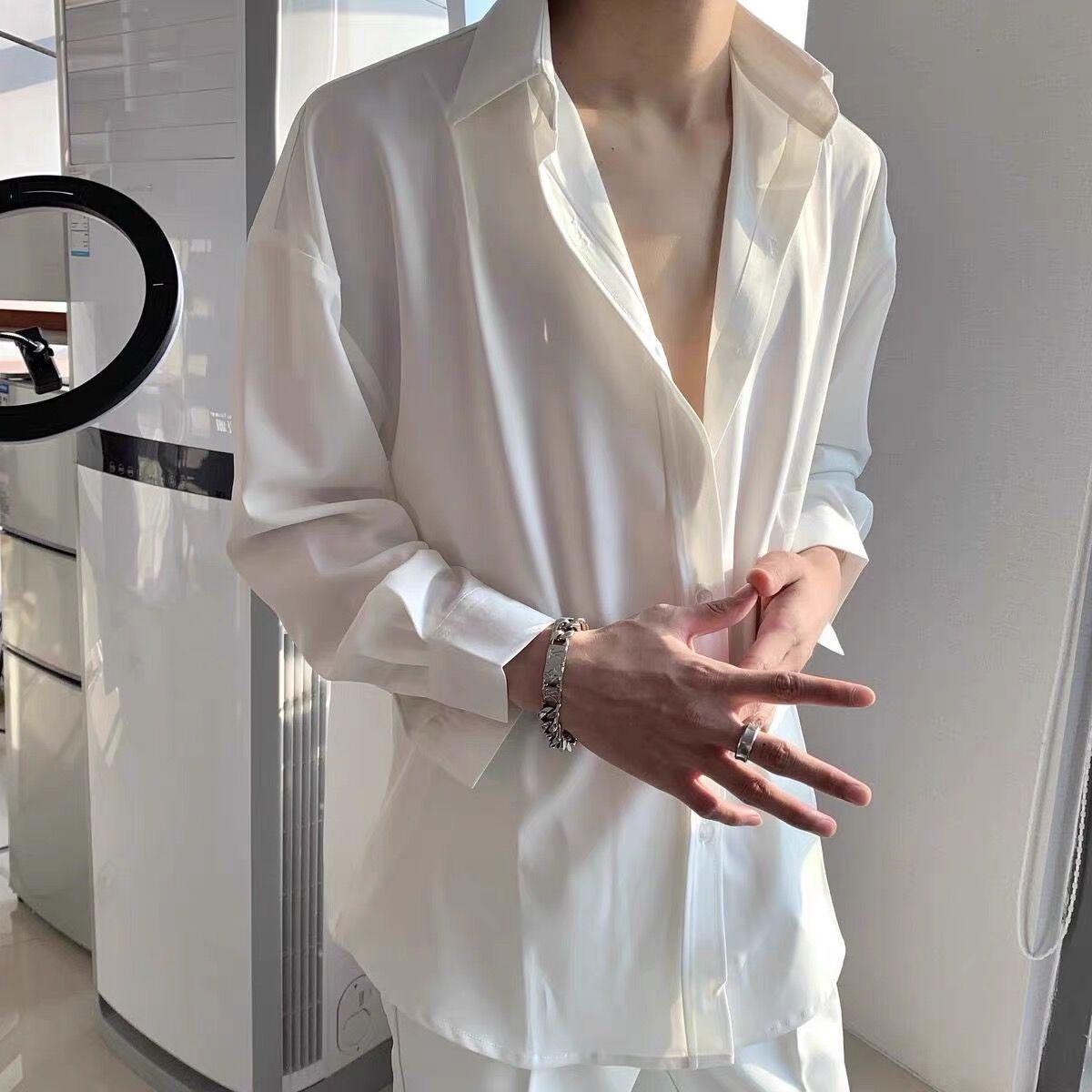 

Мужская рубашка свободного кроя из ледяного шелка в корейском стиле - белая/черная, без глажки, повседневная драпировка