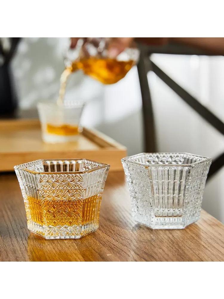 Japonský šestihranný křišťálový skleněný čajový šálek Ishizuka Nizu Light, šálek na whisky a saké, jeden hlavní šálek