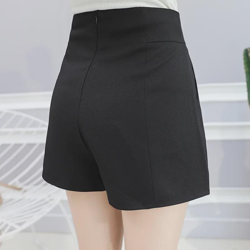 Women's White Wide-Leg High Waist A-Line Slim Suit Shorts for Spring/Summer 2024