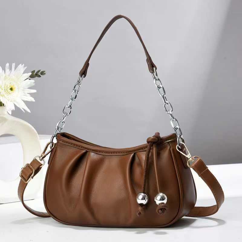 

Новая портативная плиссированная сумка для пельменей, женская модная простая сумка через плечо, корейская версия трендовой повседневной сумки через плечо .