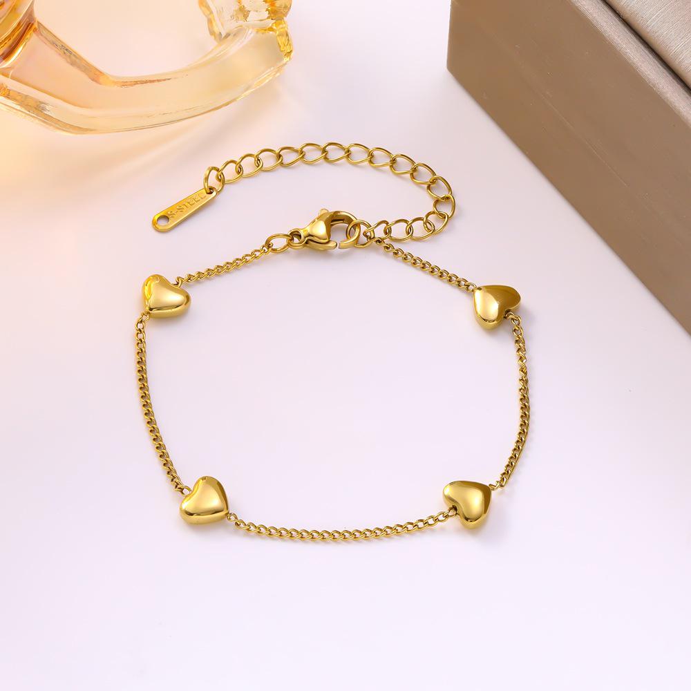 Elegant Personalized 3D Heart Titanium Necklace for Women - Multi-Heart Clavicle Chain Set