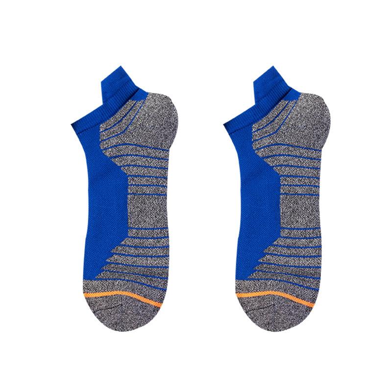 4 Pairs Hohe Qualität männer Sport Socken Neue Handtuch Unten Boot Socken Outdoor Atmungs Basketball Männlich kurze röhre Socken