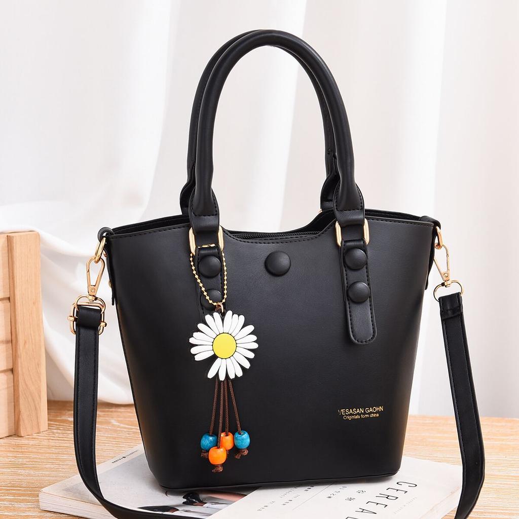 LBYMYB Korean Version of The Simple Wild Handbag Shoulder Messenger Bag Hand Bag Color : Green LBYMYB Korean Version of The Simple Wild Handbag Shoulder Messenger Bag Hand Bag Color : Green