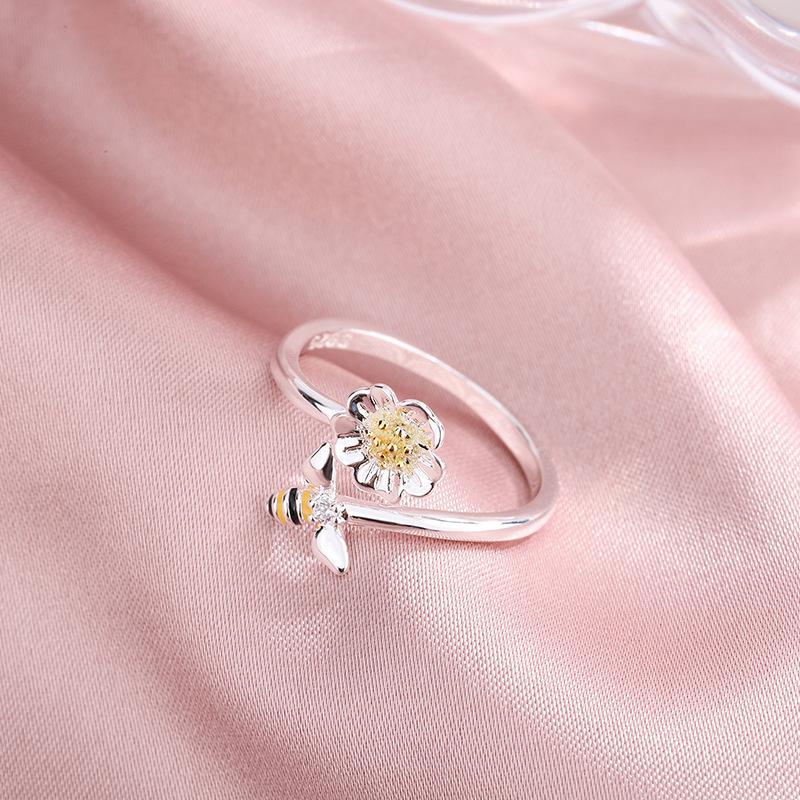 New Fashion Beautiful Flower Bee 925 Sterling Silver Jewelry Female Simple Sweet Cartoon Opening Rings R400