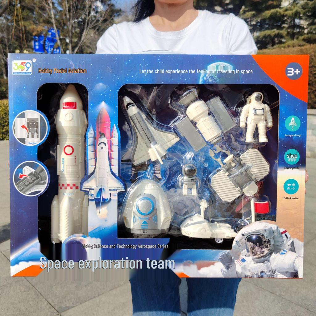 Aviation-Themed Rocket Airplane Model Toy for Kids' Pretend Play and Aerospace Exploration Training.