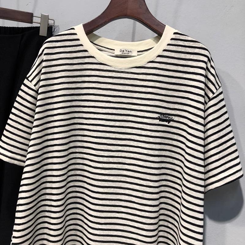 Übergröße Damenmode Neues besticktes Kurzarm-Top