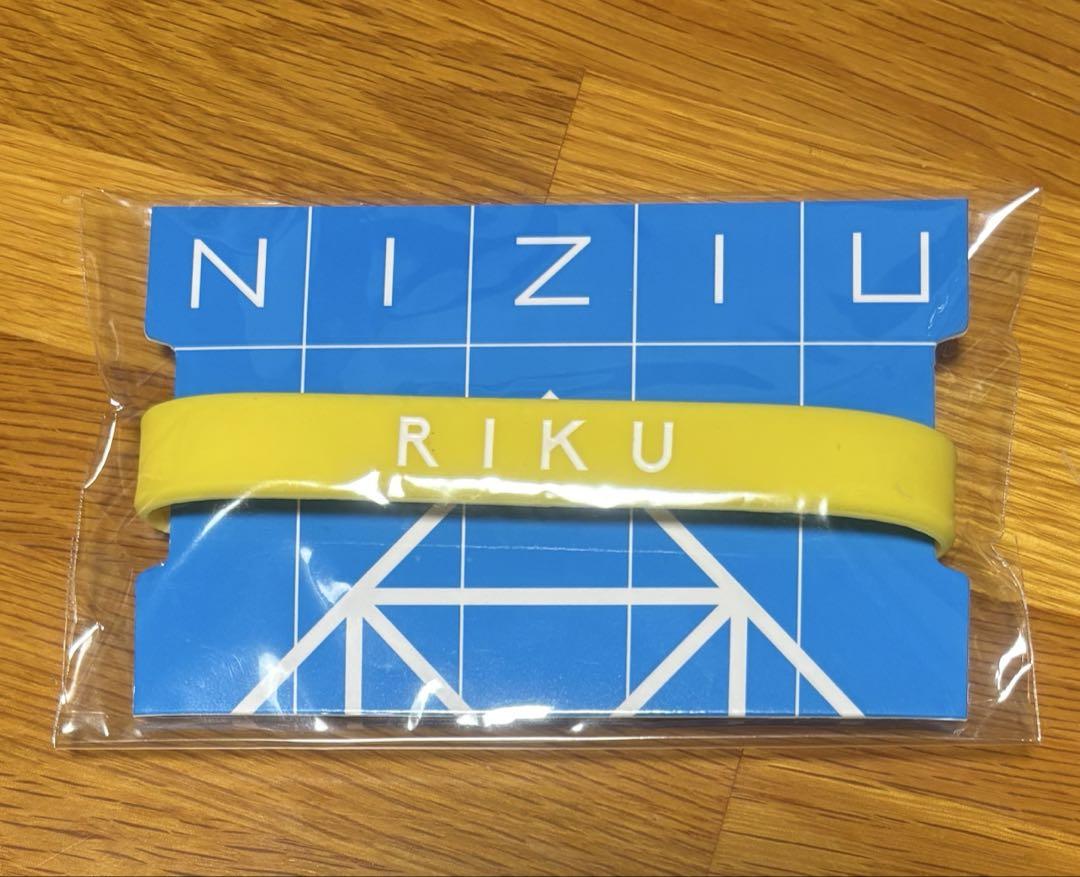 

[Б/У] NiziU RIKU Резинка для волос