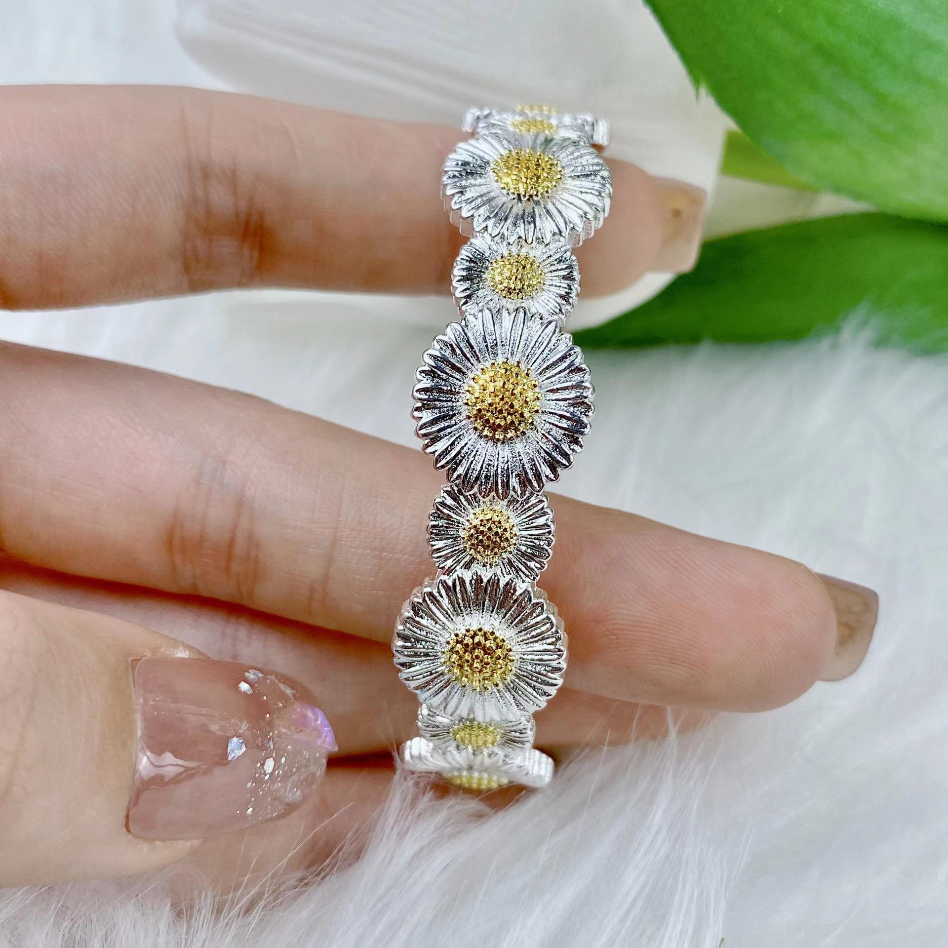 

Винтажный итальянский браслет ручной работы с кружевом «Маргаритка-Подсолнух»