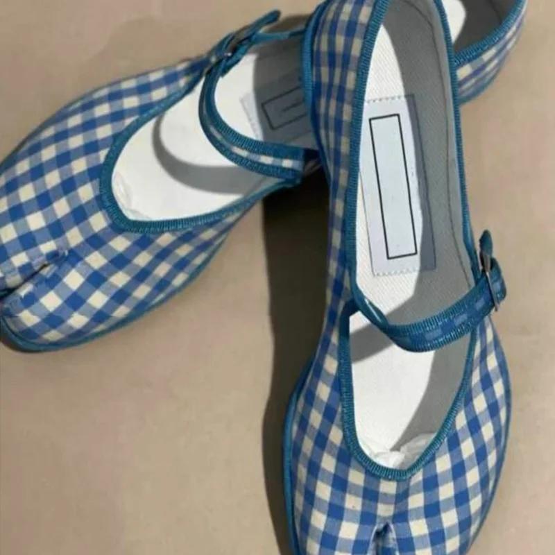 Fashion “Versatile Retro” Gingham Tabi Mary Janes, Buckle - Detailed, Suits Daily Wear & Trendy Scenes
