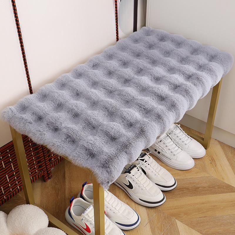 

Bubble Fleece Non-Slip Shoe Bench Cushion - Thick Plush Seat Mat for Entryway or Hallway. 150x60cm