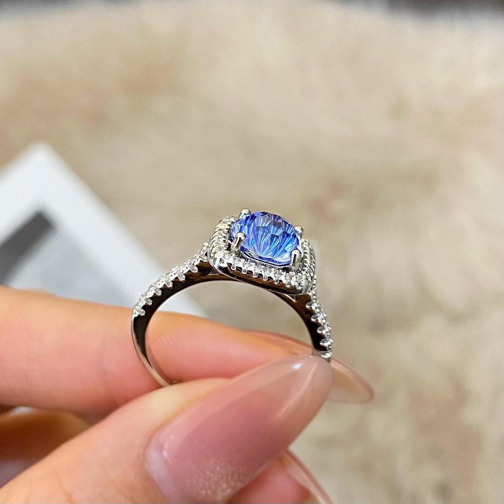 Anillo de Princesa para Mujer de Aguamarina Paraíba y Diamante de Alto Carbono de Lujo Ligero