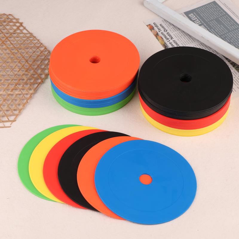 10 Stück Fußball Flache Hütchen Markierungsscheibe mit Löchern Fußball Basketball Sport Geschwindigkeit Beweglichkeit Trainingshilfen Markierungen