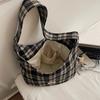 Vintage Plaid Handbag Lightweight Large Capacity Commuter Shoulder Bag