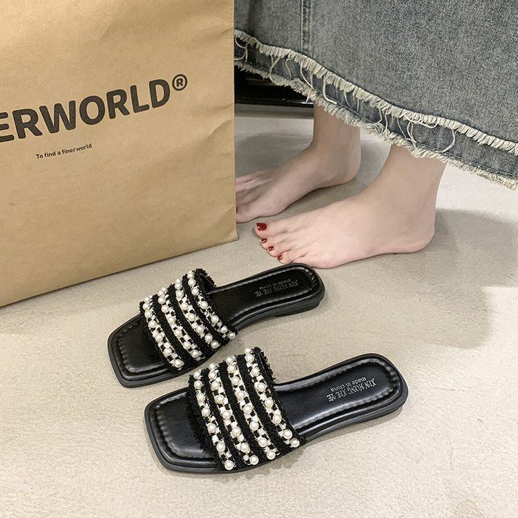 Large size women's shoes fairy style slippers women's summer outer wear 2025 summer new models with skirts flat bottom square head seaside cool slipp