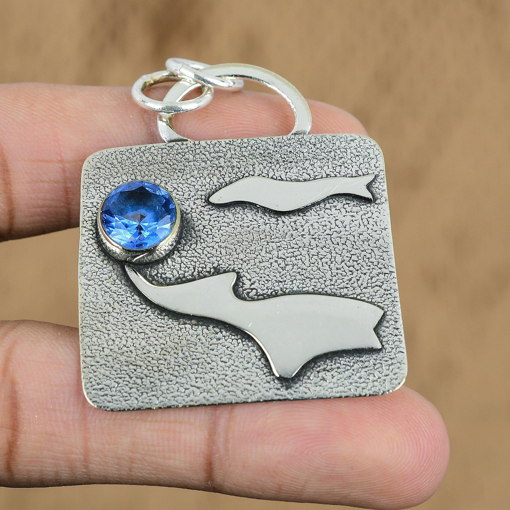 

Natural Tanzanite Quartz Gemstone Pendant 925 Sterling Silver Jewelry For Girls