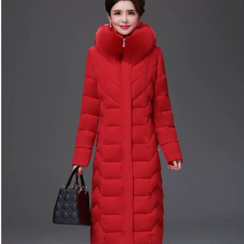 

Женская зимняя куртка с капюшоном и меховым воротником, пуховая хлопковая куртка, одежда для женщин среднего возраста, средней длины, утолщенное пальто, теплая куртка 6XL красный