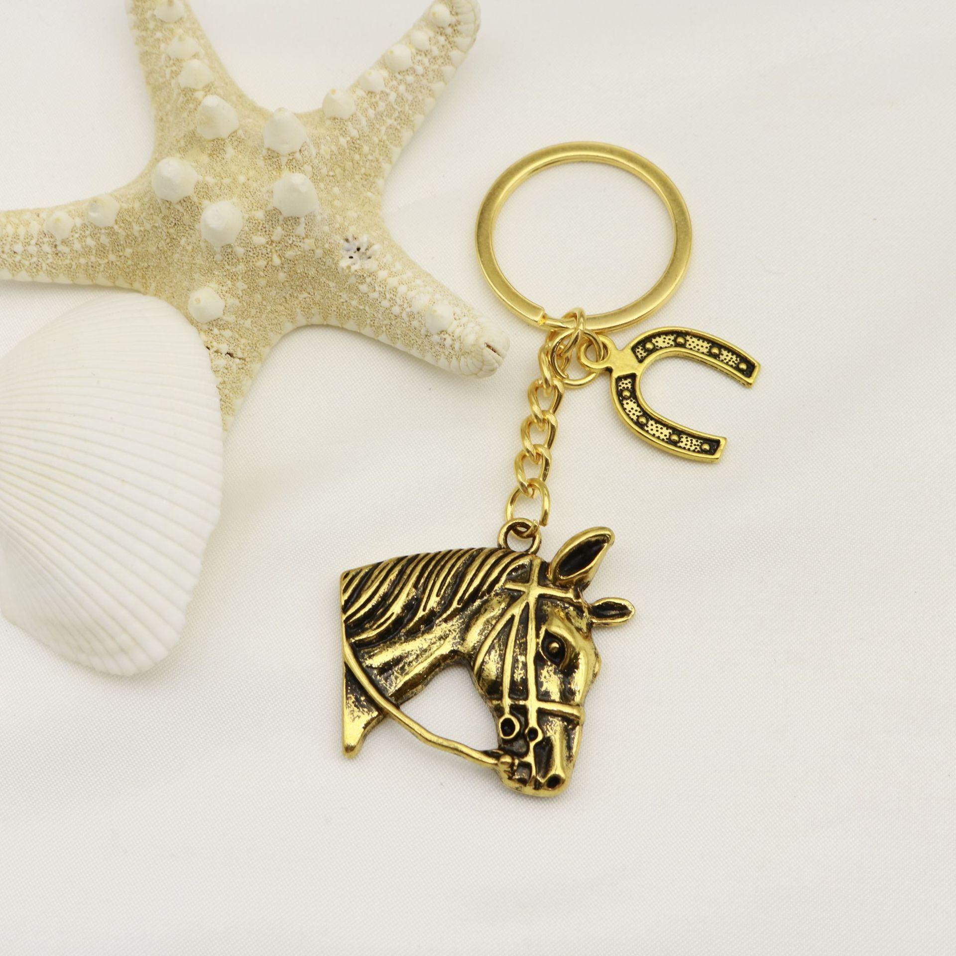 

Horse Head Key Ring Female Jewelry New Year s Day New Things 1PC золотий