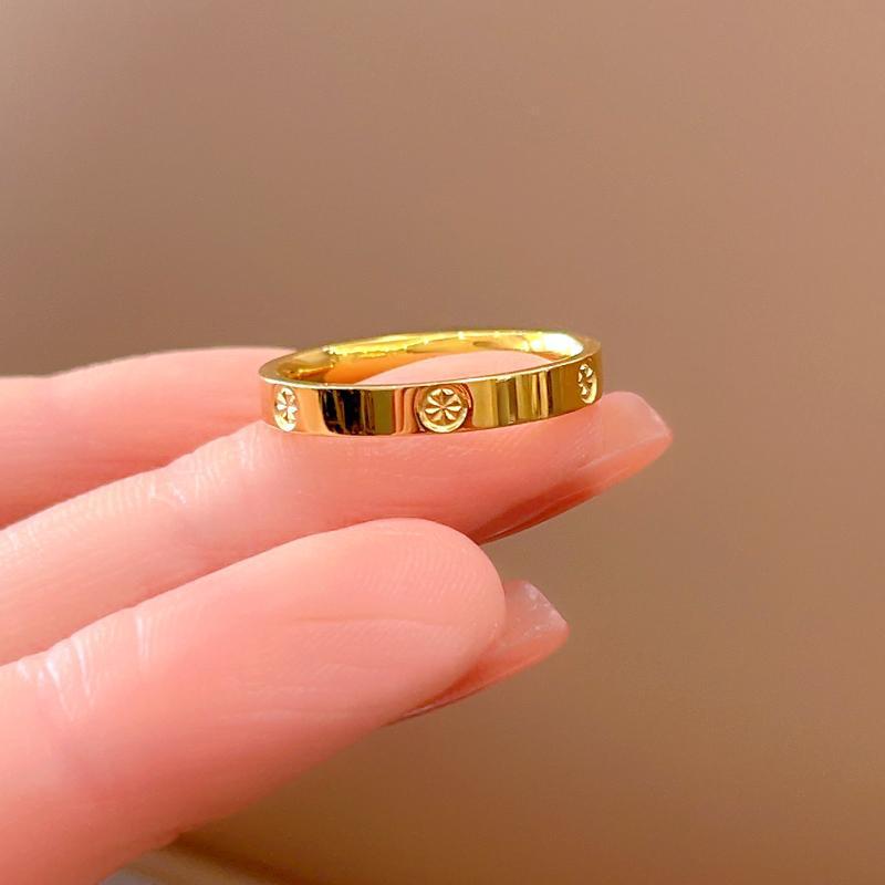 Französischer Retro-Filigran-Sternburst-Ring - Für Damen aus Titanstahl, Galvanisch beschichtet, Leichter Luxus und Nischen-Design.