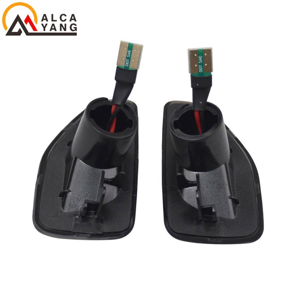 2019 2020 2021 for Dacia Duster II (HM) Sandero II 2013-2021 Logan II 2012-2022 2Pcs LED Dynamic Turn Signal Light Side Marker