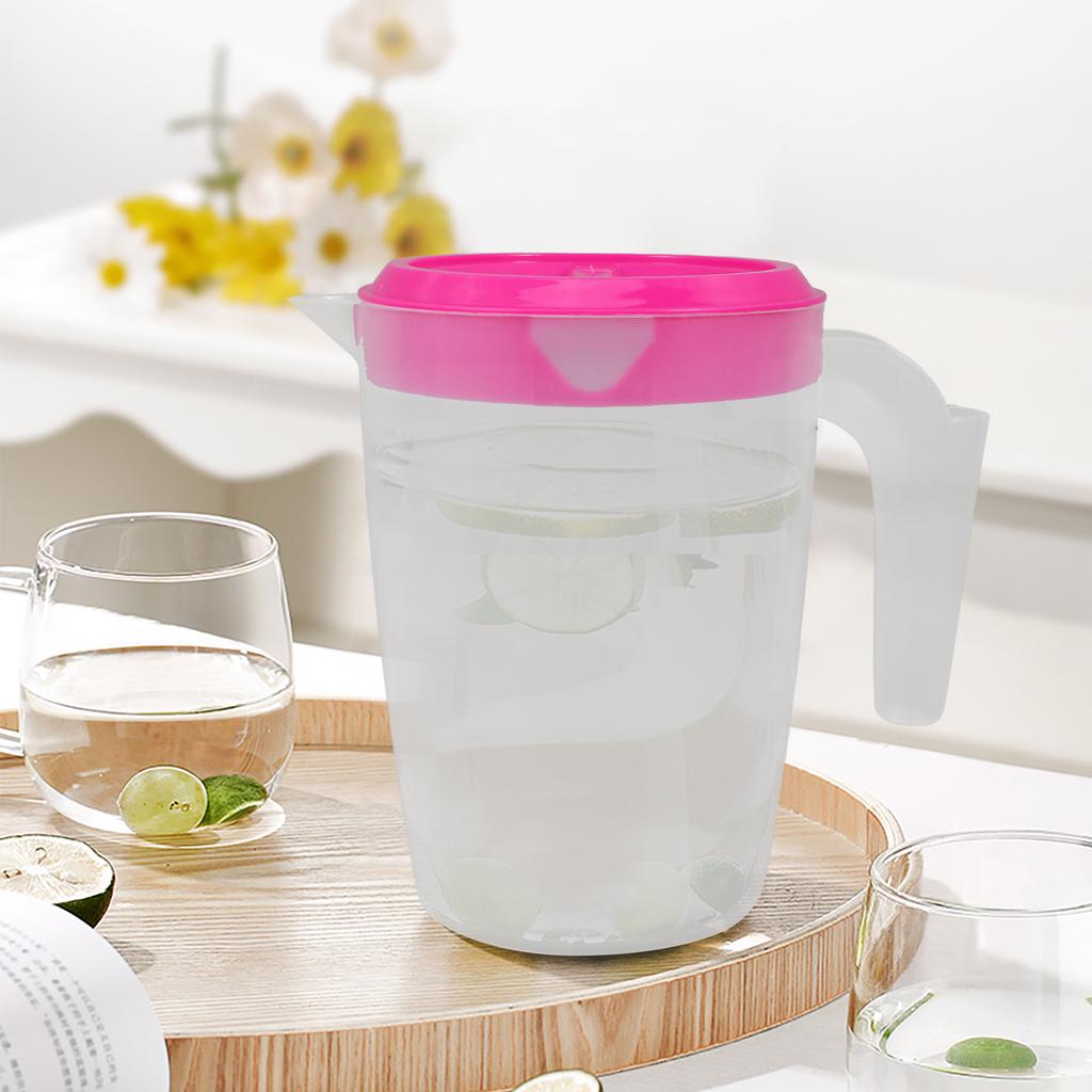1L Genomskinlig Plastkanna för Drycker med Lock för Kylskåpsförvaring av Vatten Juice Te Lättburen Kannna för Daglig Användning och Sociala Tillställningar