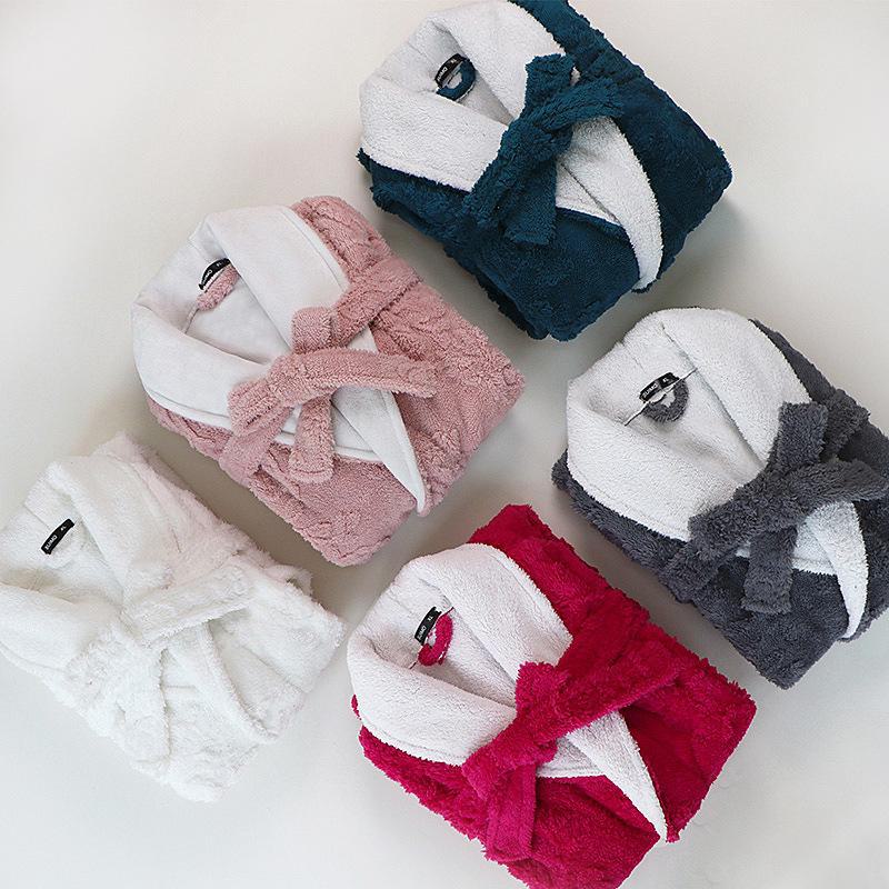 Camisón de Franela de Lujo de Doble Capa Otoño/Invierno 2022: Albornoz Jacquard para Hombre y Bata Compuesta de Talla Grande para Mujer