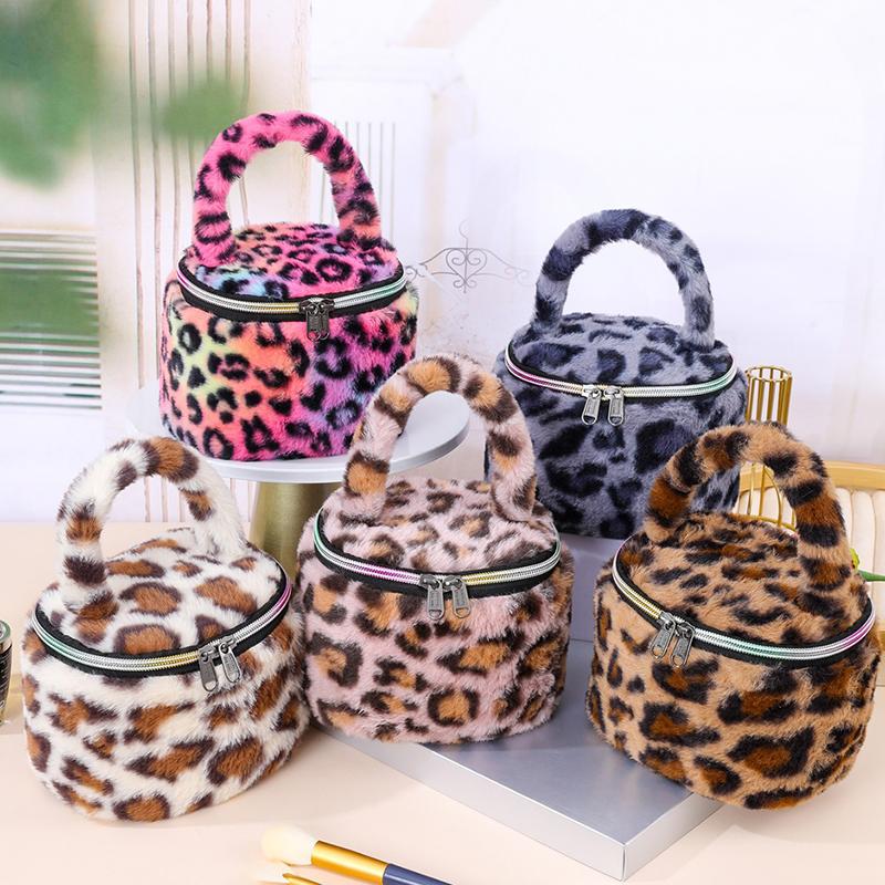Große Kapazität Kosmetiktasche mit Leopardenmuster Hohe Schönheit Kosmetiktasche Reise Kosmetik Aufbewahrung Kosmetiktasche Neue Große Kapazität