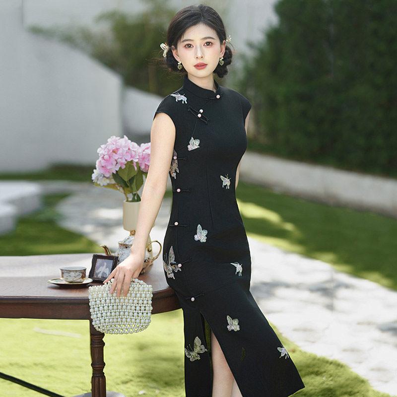 Embroidery black sleeveless national style new Chinese style Suzhou long cheongsam improved young 1011 new women's high sense