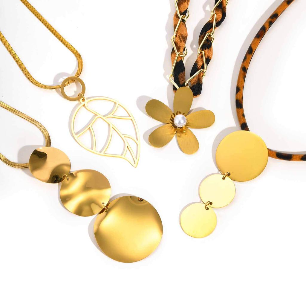 Choker Stainless Steel Personality Exaggerated Large Pendant Leopard Print Leather Rope Snake Chain Necklace Female Jewelry Nc-2693