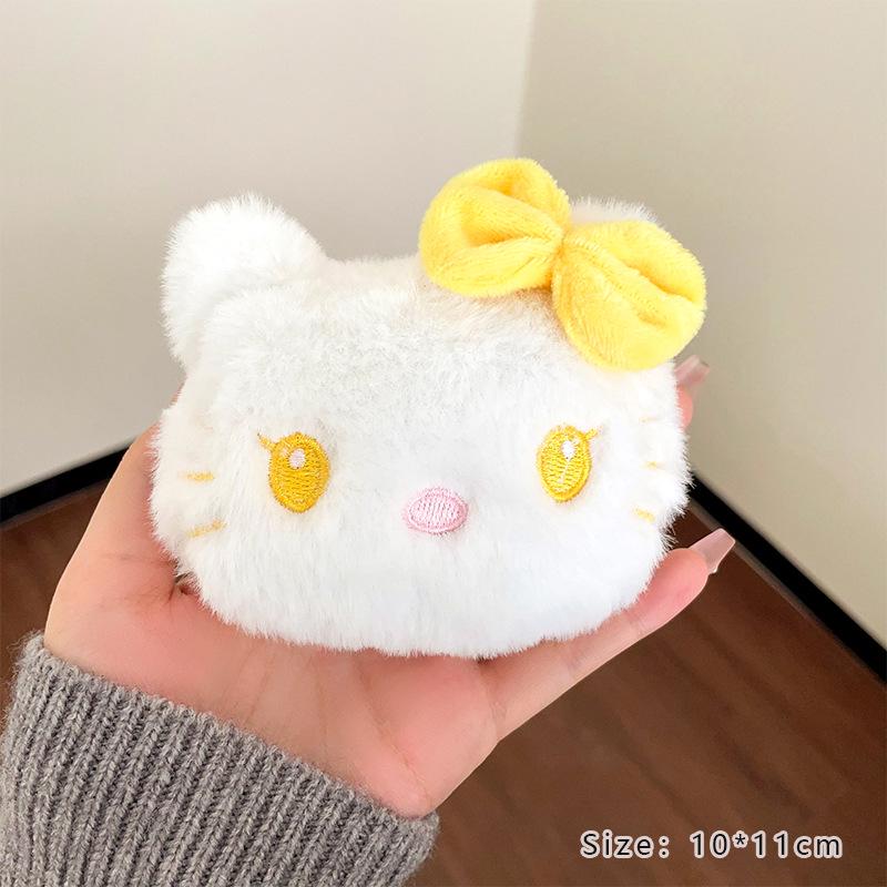 Japanese Kawaii Sunflower Panda Plush Brooch - Adorable Pin for Clothes, Bags, and Accessories.