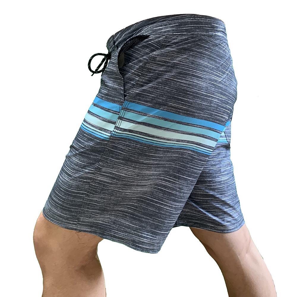 2023 Herren Schnelltrocknende Stretch Surf- & Lauf-Beachshorts, Lässiger Fünf-Punkt-Fitness-Stil