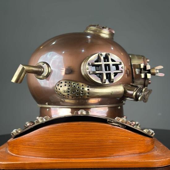 45.72 Cm Commando Diving Helmet Deep Sea Scuba Diving Helmet with Wooden Base Marine Nautical Boston Gift Item