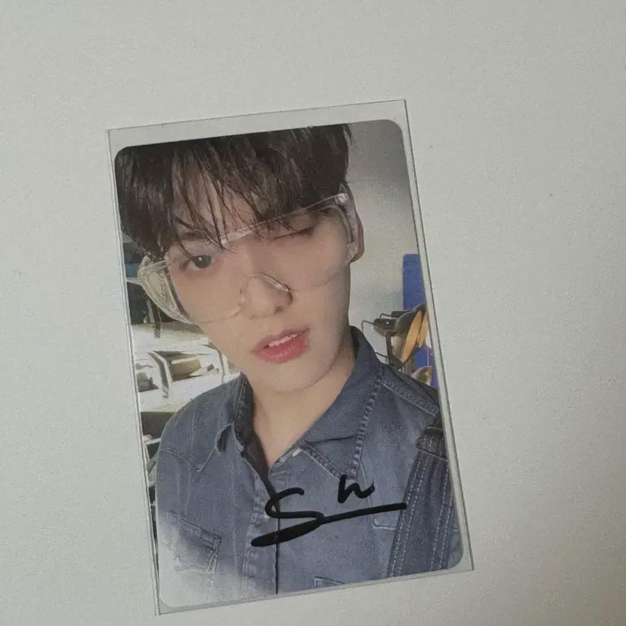 

Photo Card Sign By Choi Soo Bin