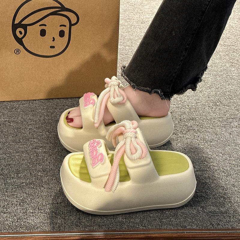 Thick-soled Flip-flops Women's Shoes Summer Lace-up Big Brand Shoes with A Poop Feel Beach Flip-flops