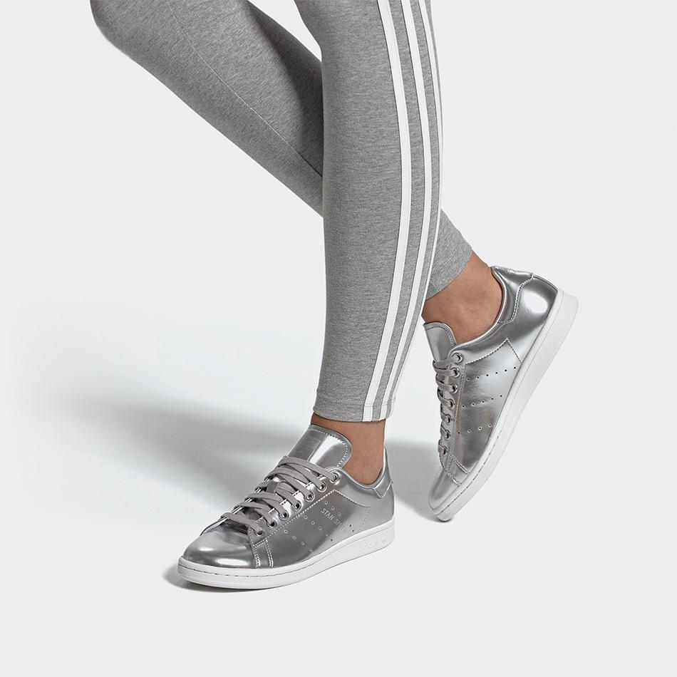 adidas Damen Stan Smith 'Silber Metallic' 2019 Damen FW5477