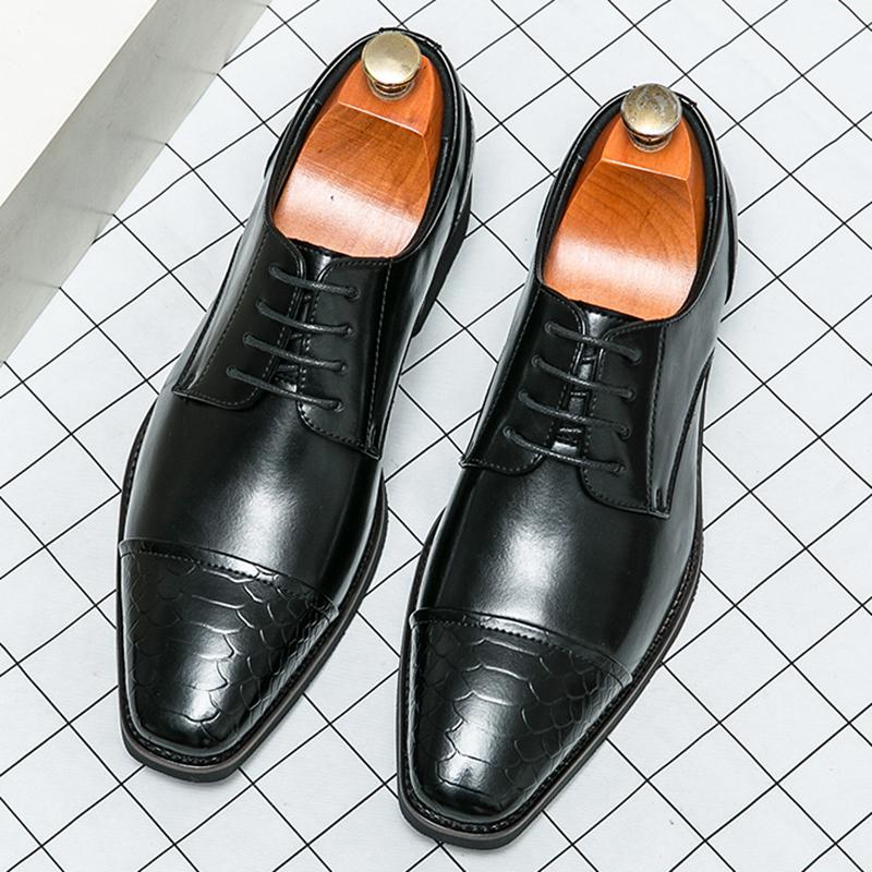 Britain Trend Gentleman New Pointed Lace Up Oxford Shoes for Men Luxury Designer Formal Wedding Prom Dress Homecoming Footwear