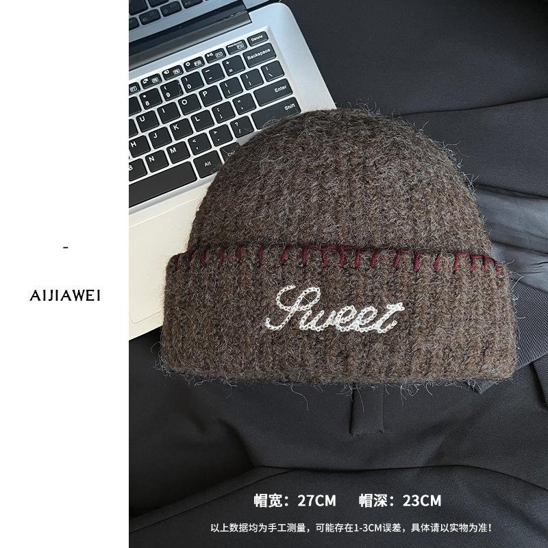 New wool hat women's season shows a small face and versatile knitted hat thermal ear protection Korean version bag head cold hat