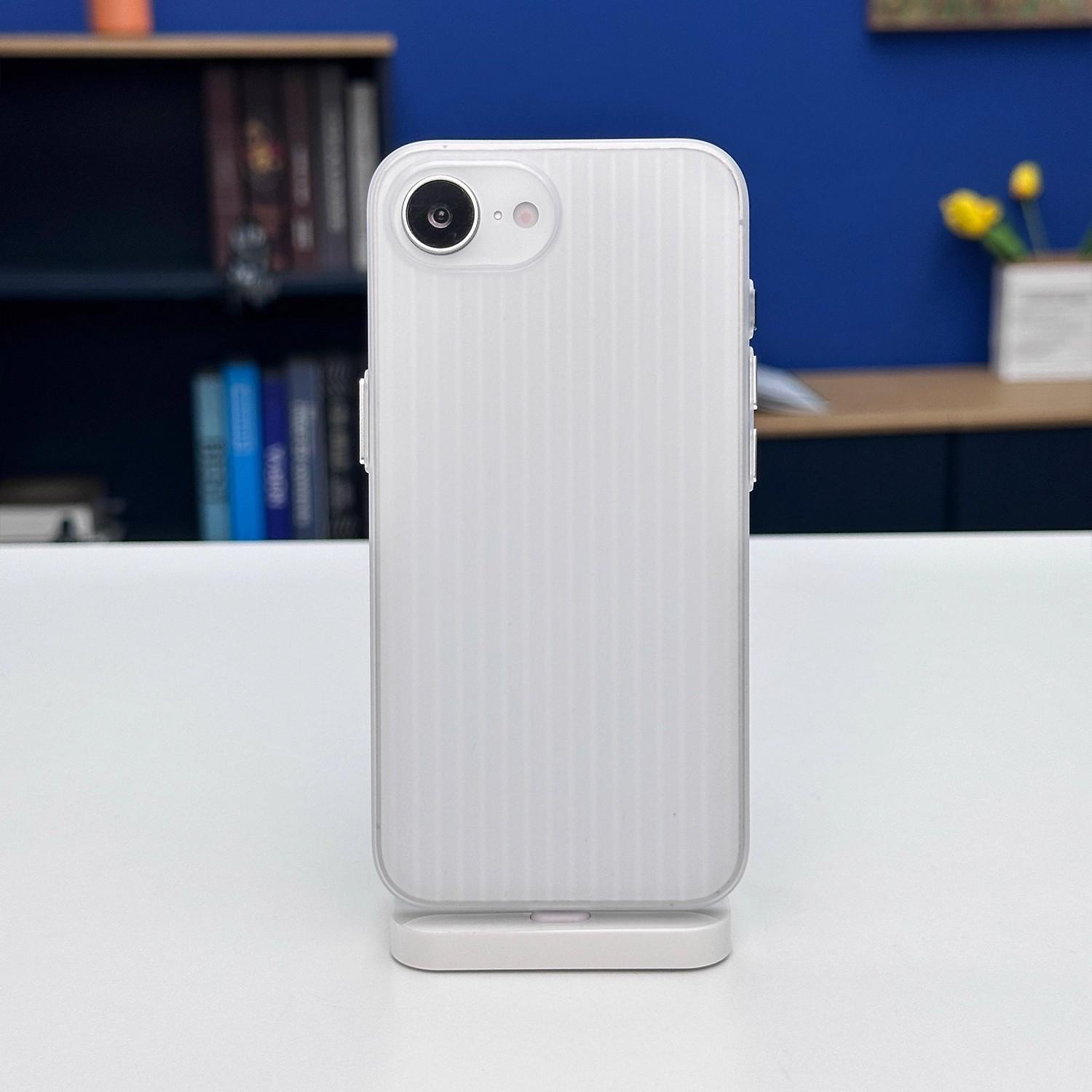 

Compatible with iPhone 17e: Magnetic, High-Transparency, Skin-Friendly, Drop-Proof Protective Case for iPhone 17 Pro Max. iPhone 14 Pro Max