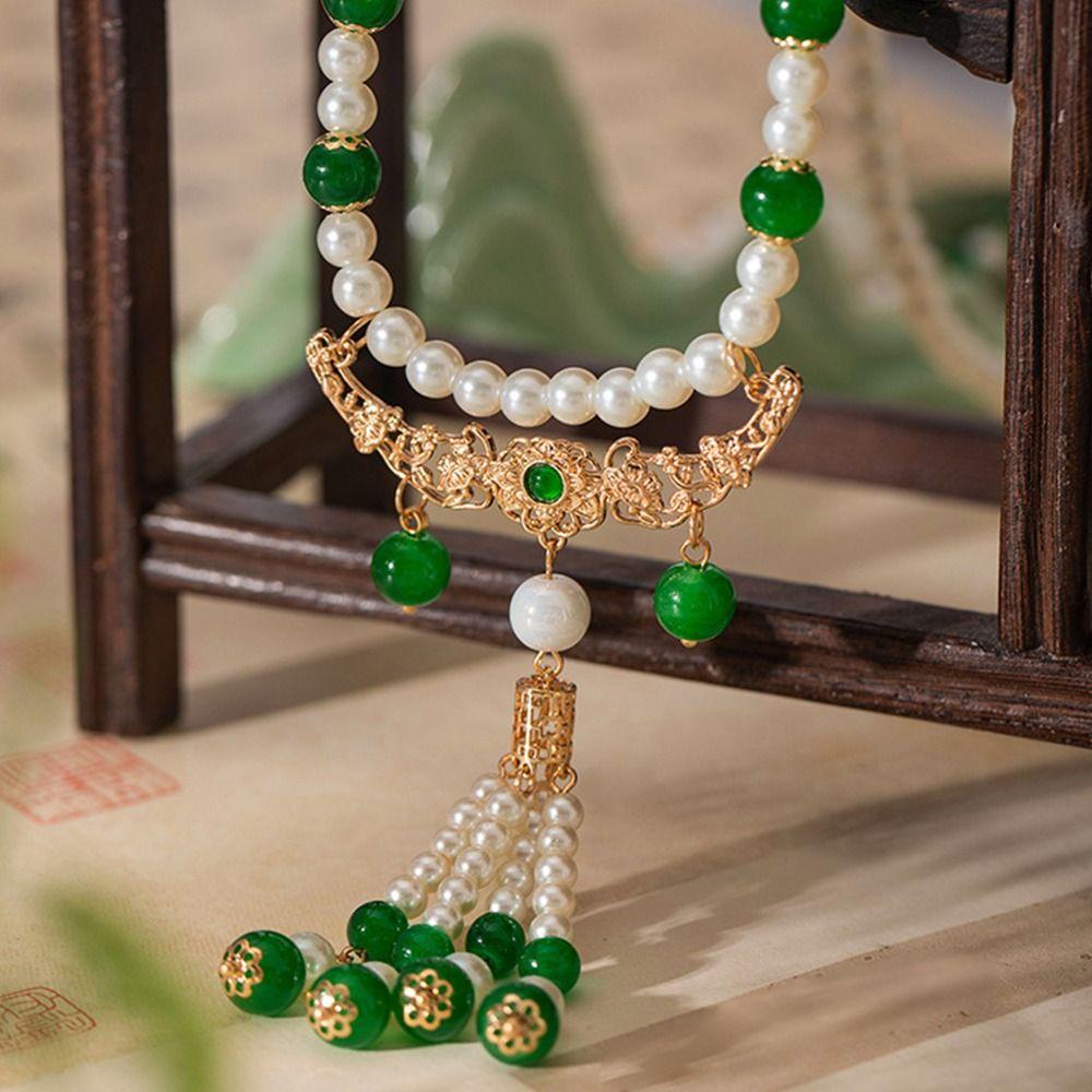 Luxury Chinese Pearls Necklace Vintage Ethnic Pearls Pendant Hanfu Necklace Horse Face Skirt