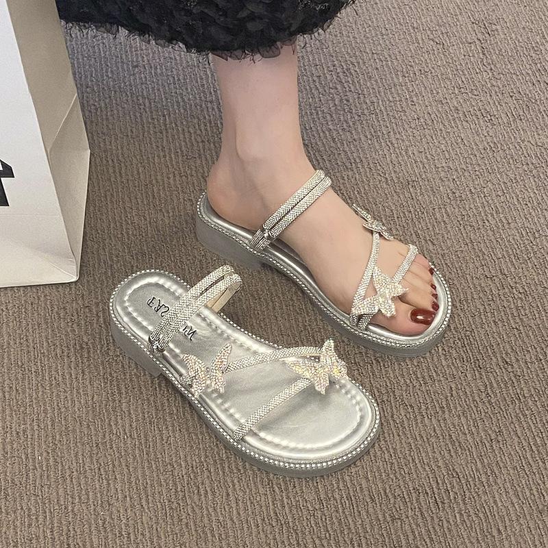 

2025 лето новая женская мода бант стразы сандалии универсальный темперамент однотонный два способа носки крутые тапочки женские 40