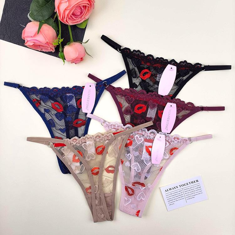 Female Summer Fashion New Sexy Lace Breathable Comfortable Briefs
