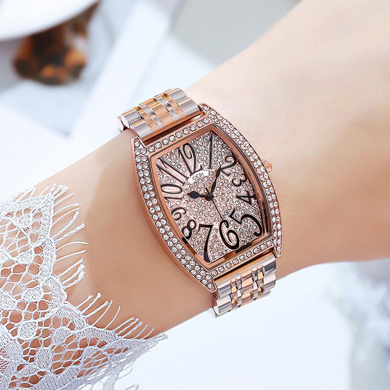 Fashion Light Luxury Steel Belt Watch Retro Wine Barrel Quartz Women'S Watch Niche Gypsy Women'S Watch