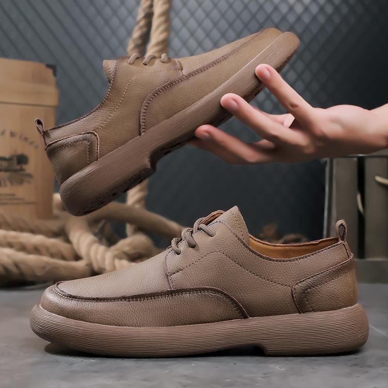2025 Autumn New Shoes for Men Genuine Leather Casual Shoes Flat Skateboard Shoes Concise Cow Leather Lace-up Sneaker