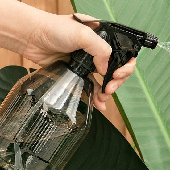 Hand Pressure Watering Can Plant Mister Spray Bottle with Adjustable Nozzle Pump Sprinkling Can for Indoor Plant Care Household Cleaning