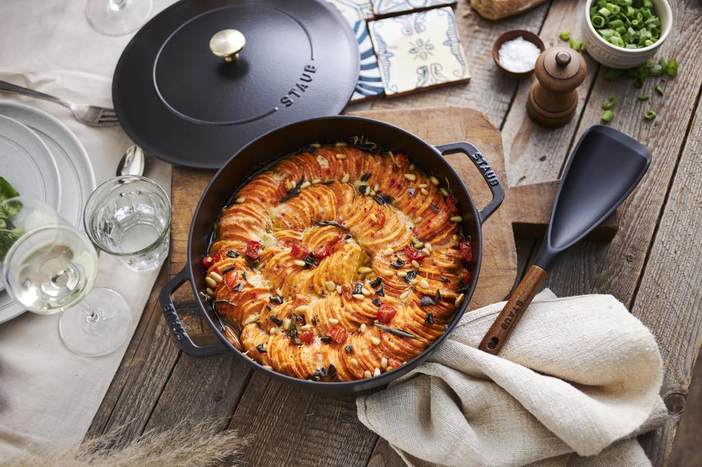 to trial Staub Braiser Cast IH Compatible Japanese Braiser [Up 30-day available] Sauté Pan, Black, 28cm, Large, Double-handled, Iron, Enamel, Shallow,