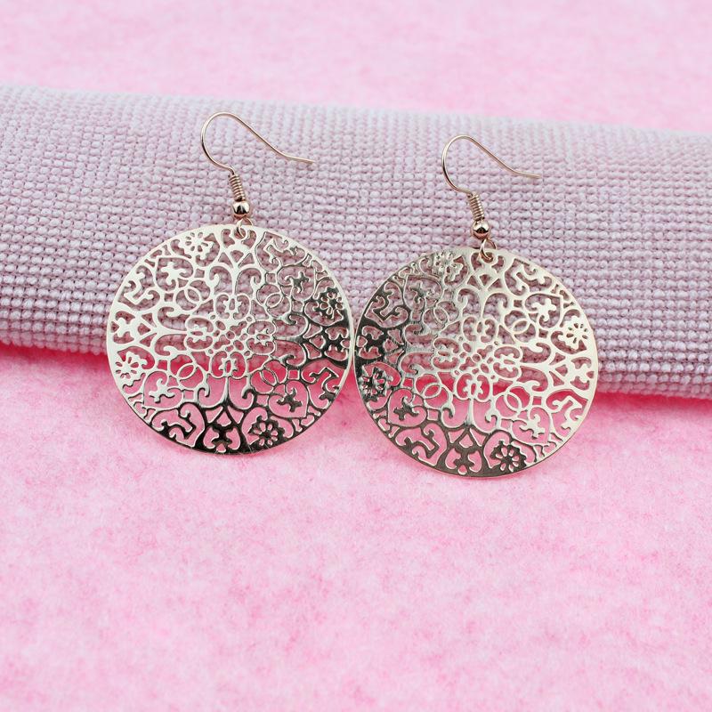 

Персонализированные медные серьги в этническом стиле: Полый круглый резной французский фактурный ретро-дизайн для женщин. розового золота